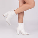 Bota cano médio - Salto alto, bloco, grosso 9 cm/Feminino