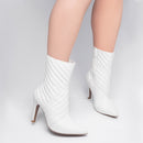 Bota cano médio - Salto alto, fino 10 cm/Feminino