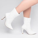 Bota cano médio - Salto alto, fino 10 cm/Feminino