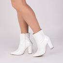 Bota cano médio - Verniz - Salto alto, bloco, grosso 9 cm/Feminino